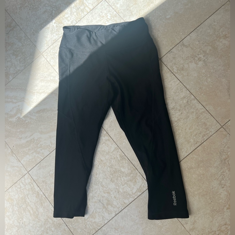 Reebok XS black leggings